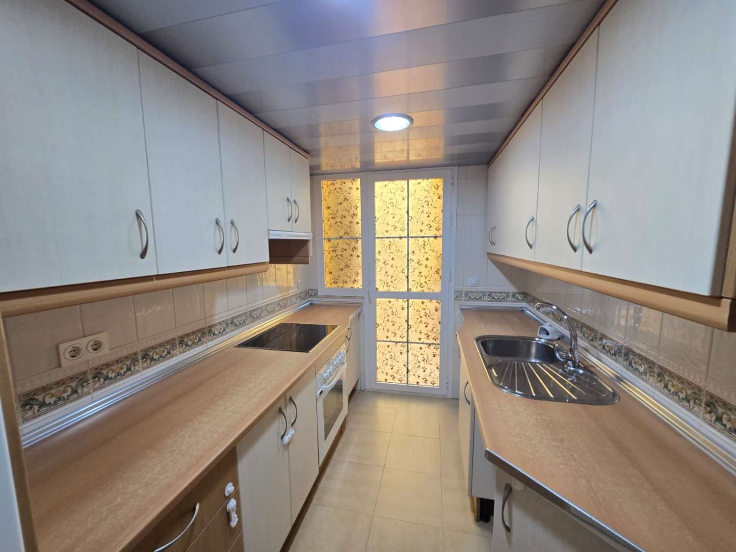 Beautiful apartment with a large terrace for sale in Torrox Costa