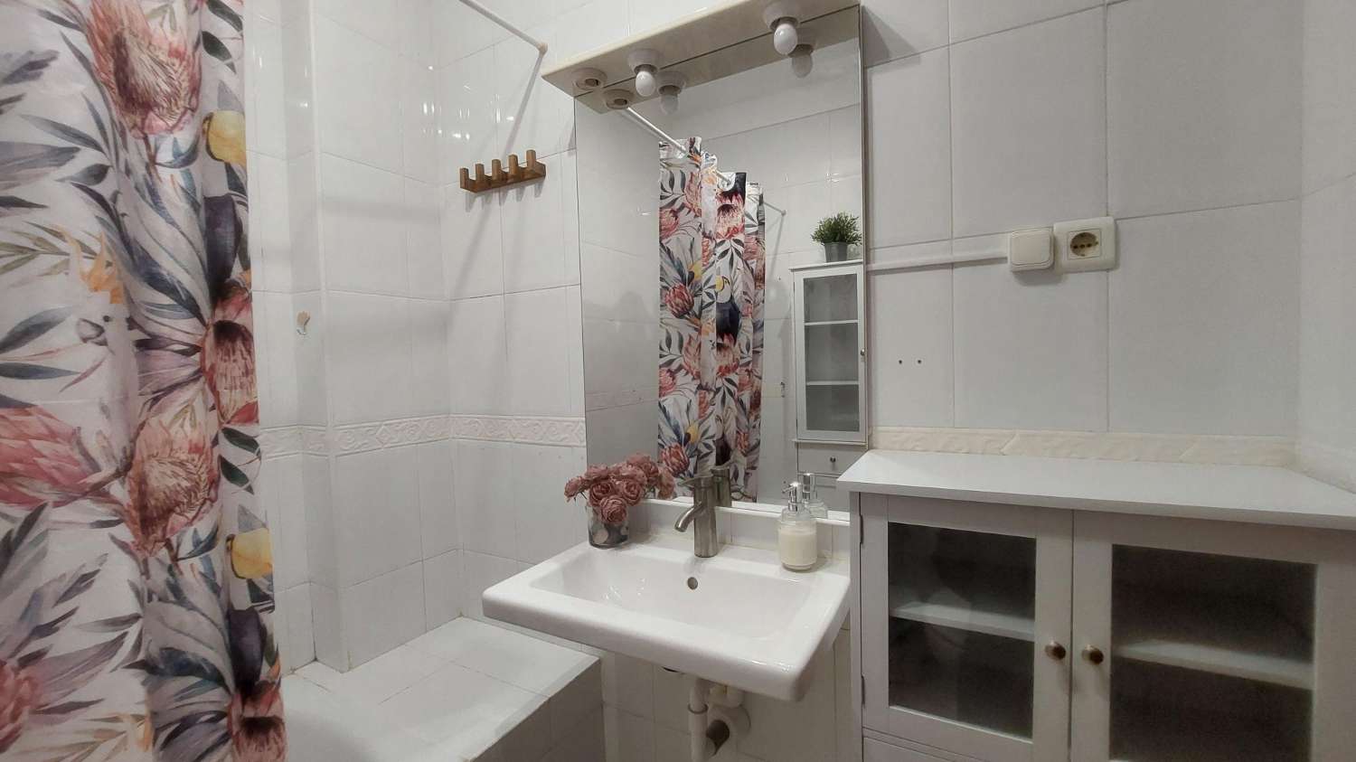 Beautiful apartment for sale in the Torrecilla area of Nerja