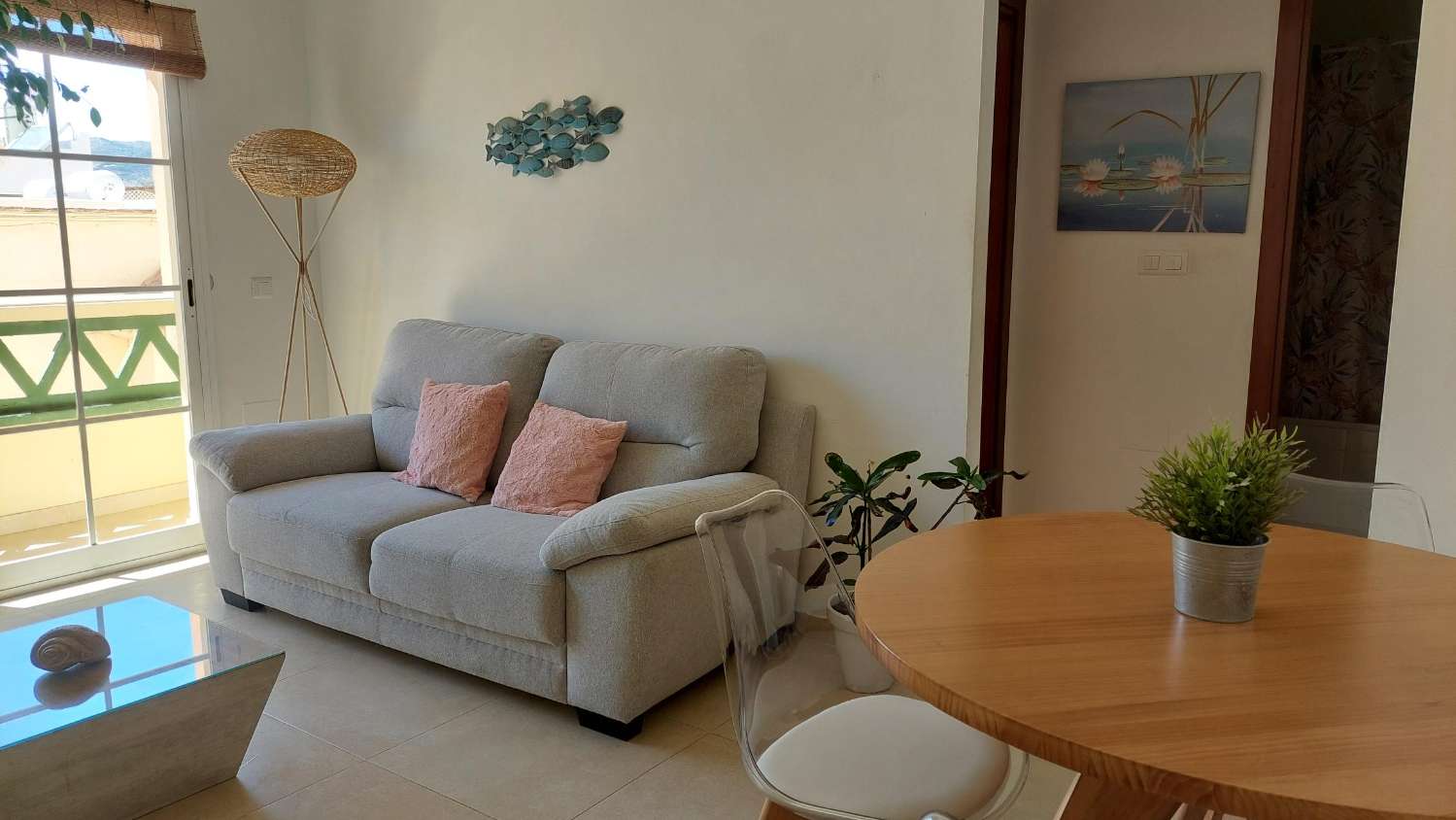 Beautiful apartment for sale in the Torrecilla area of Nerja