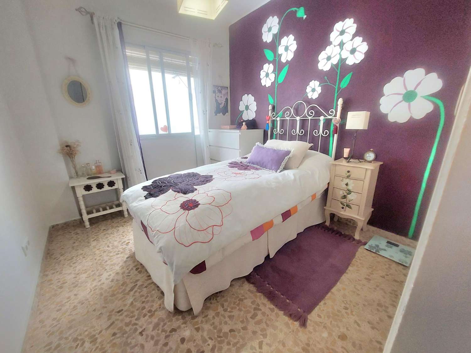 Spacious apartment for sale in the centre of Nerja