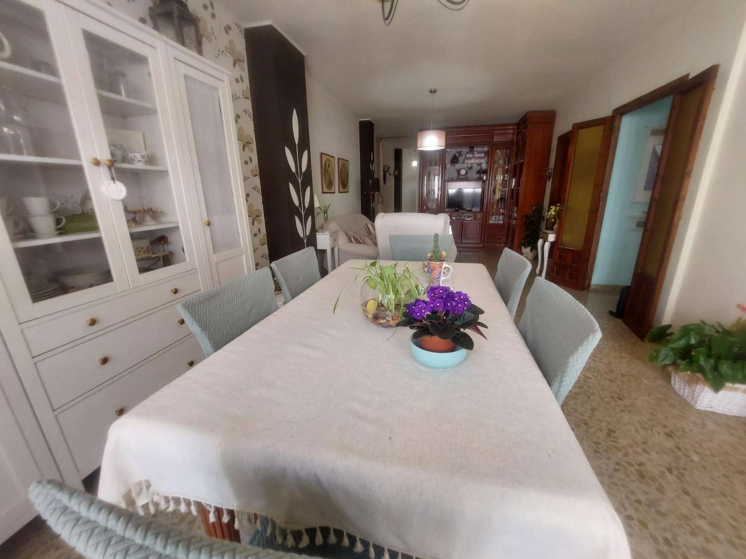 Spacious apartment for sale in the centre of Nerja