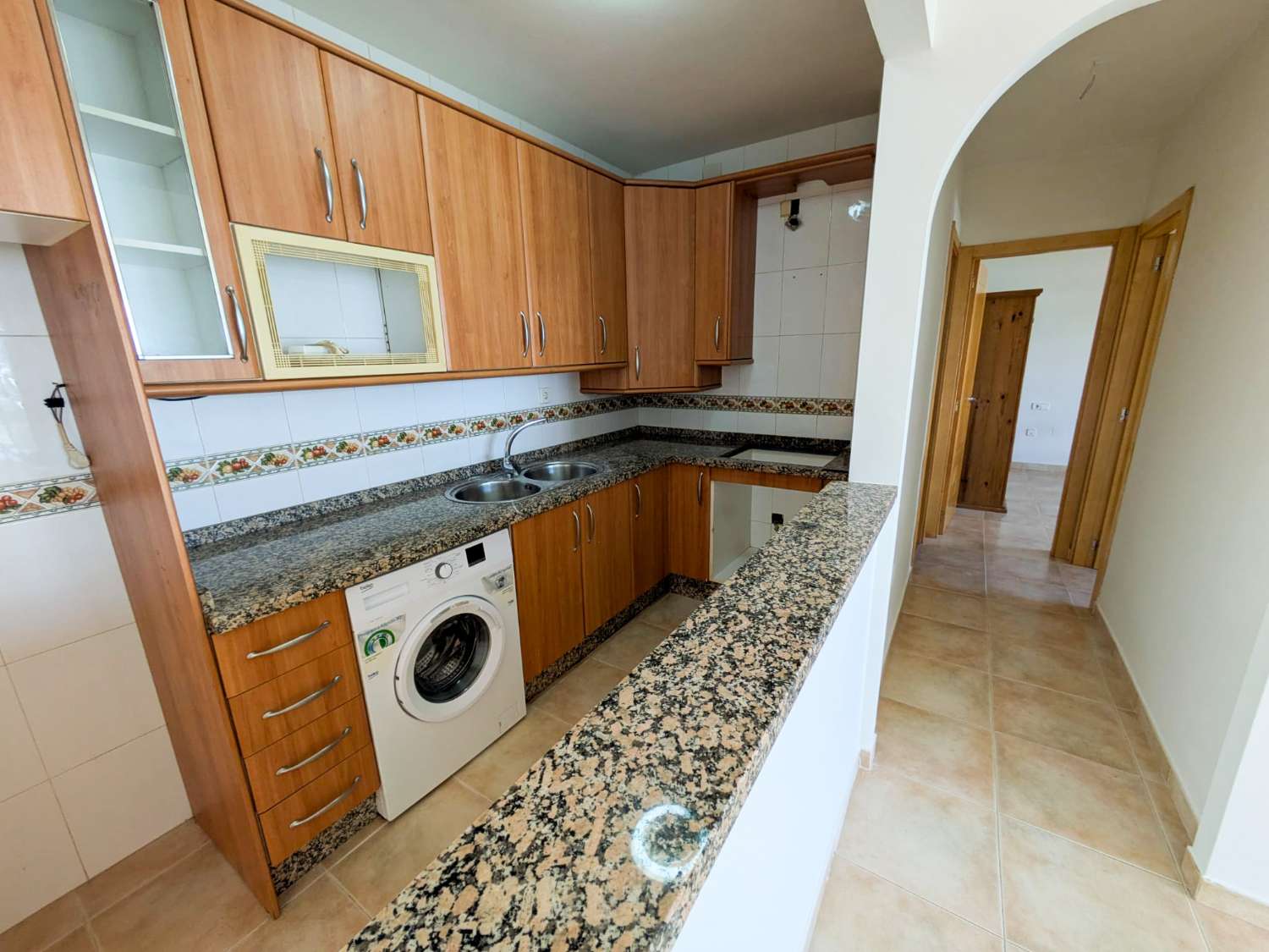 Apartamento   en venta  cerca  del Mar  (   Peñoncillo  Torrox costa)
