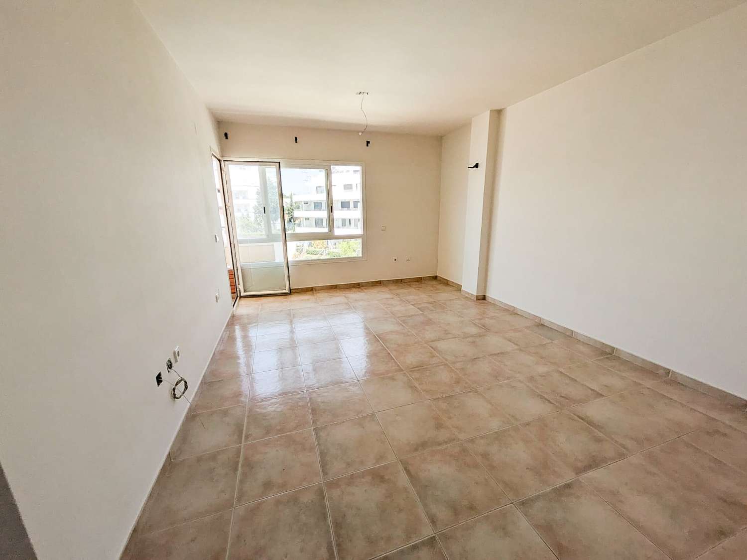 Apartamento   en venta  cerca  del Mar  (   Peñoncillo  Torrox costa)