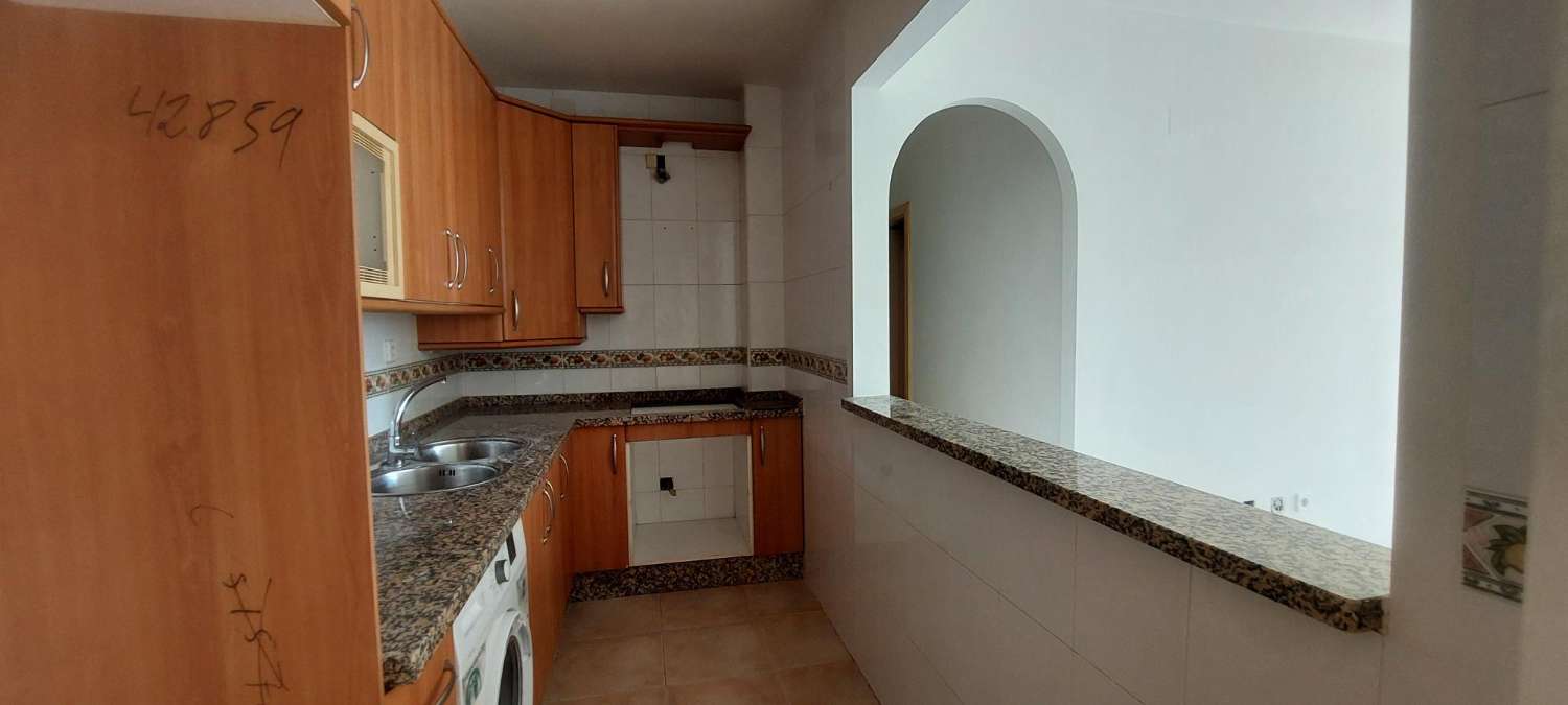 Apartamento   en venta  cerca  del Mar  (   Peñoncillo  Torrox costa)