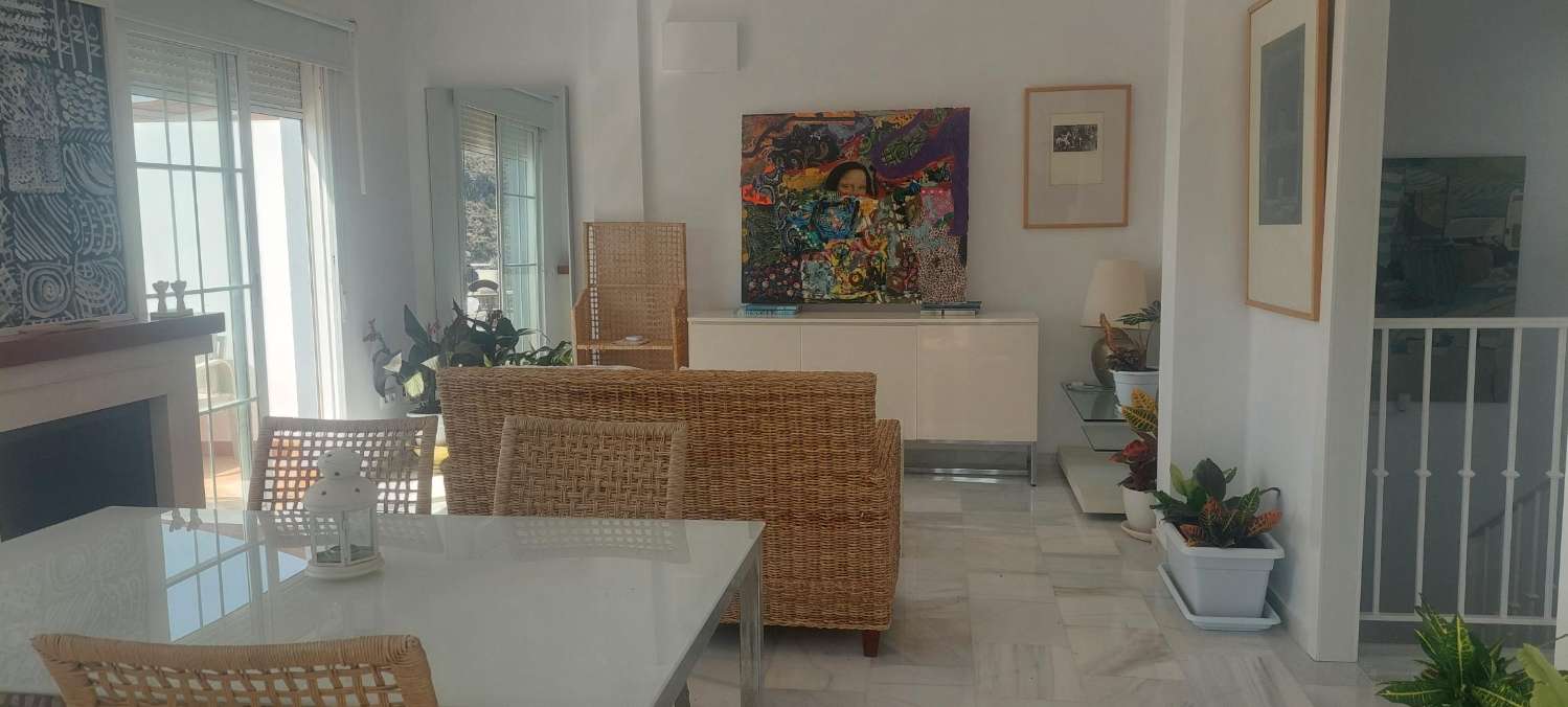 Beautiful villa for sale in Frigiliana