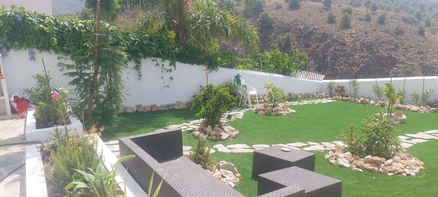 Beautiful villa for sale in Frigiliana