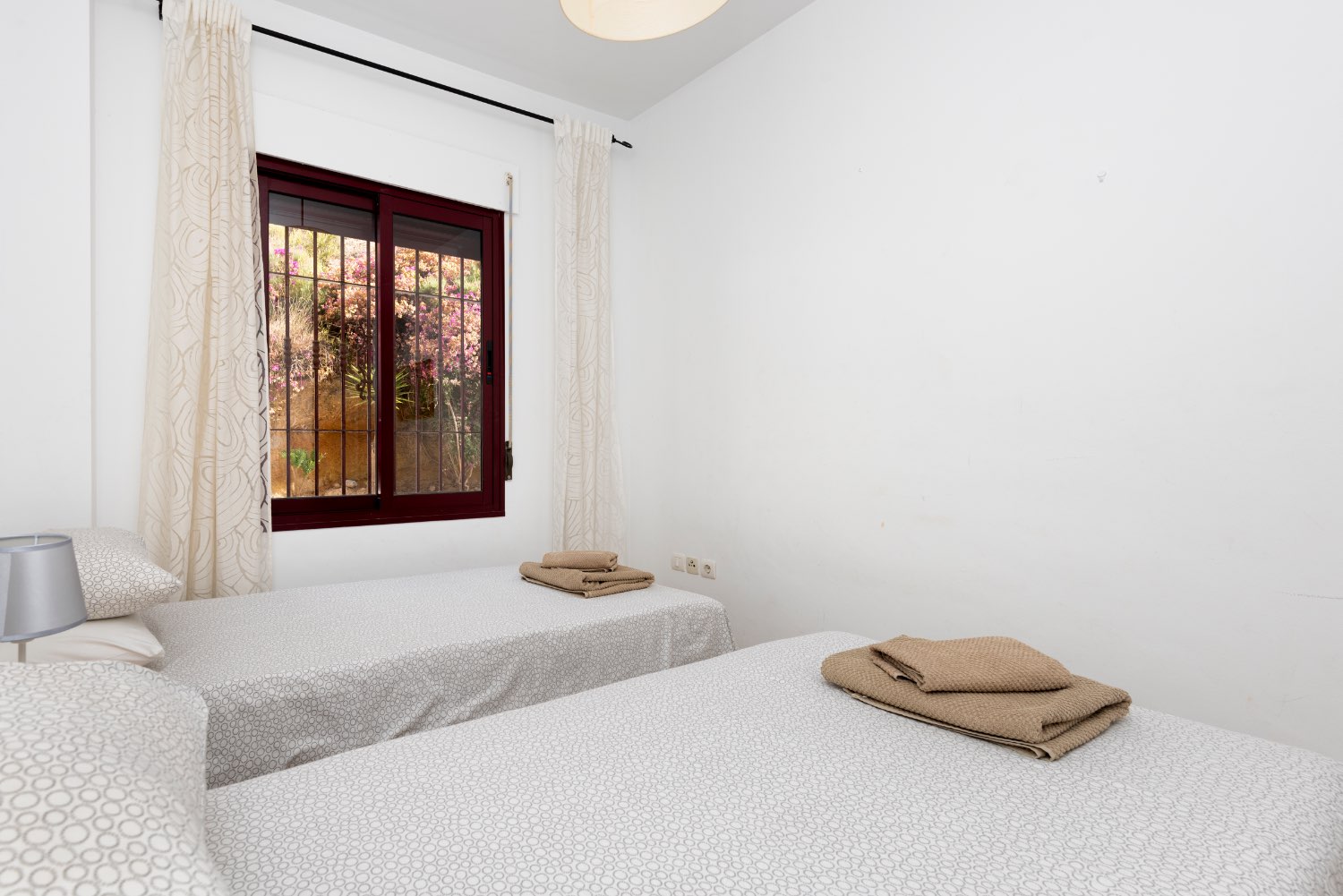 Apartamento de 3 habitaciones en primera línea de playa en Burriana Playa.