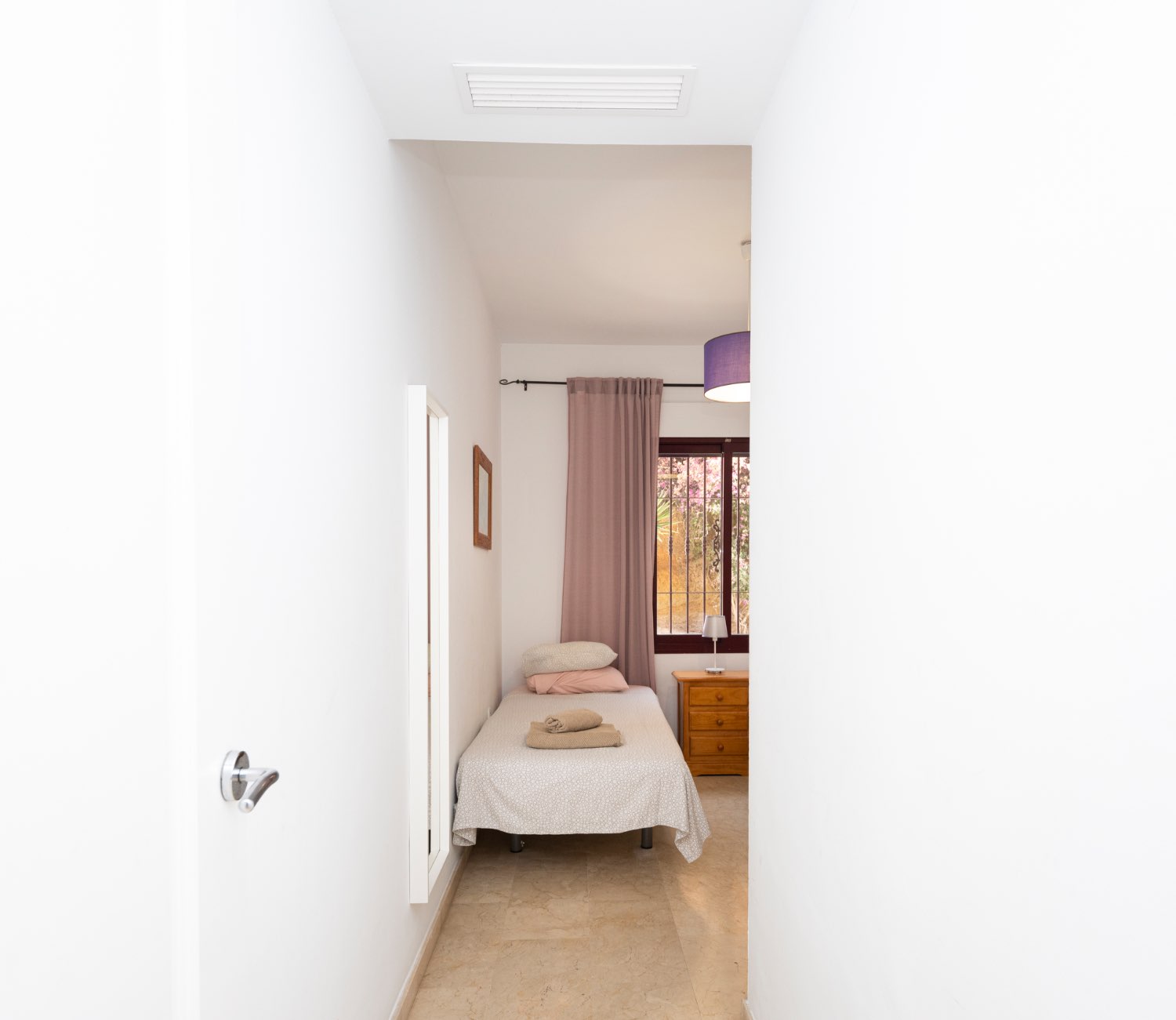 Apartamento de 3 habitaciones en primera línea de playa en Burriana Playa.