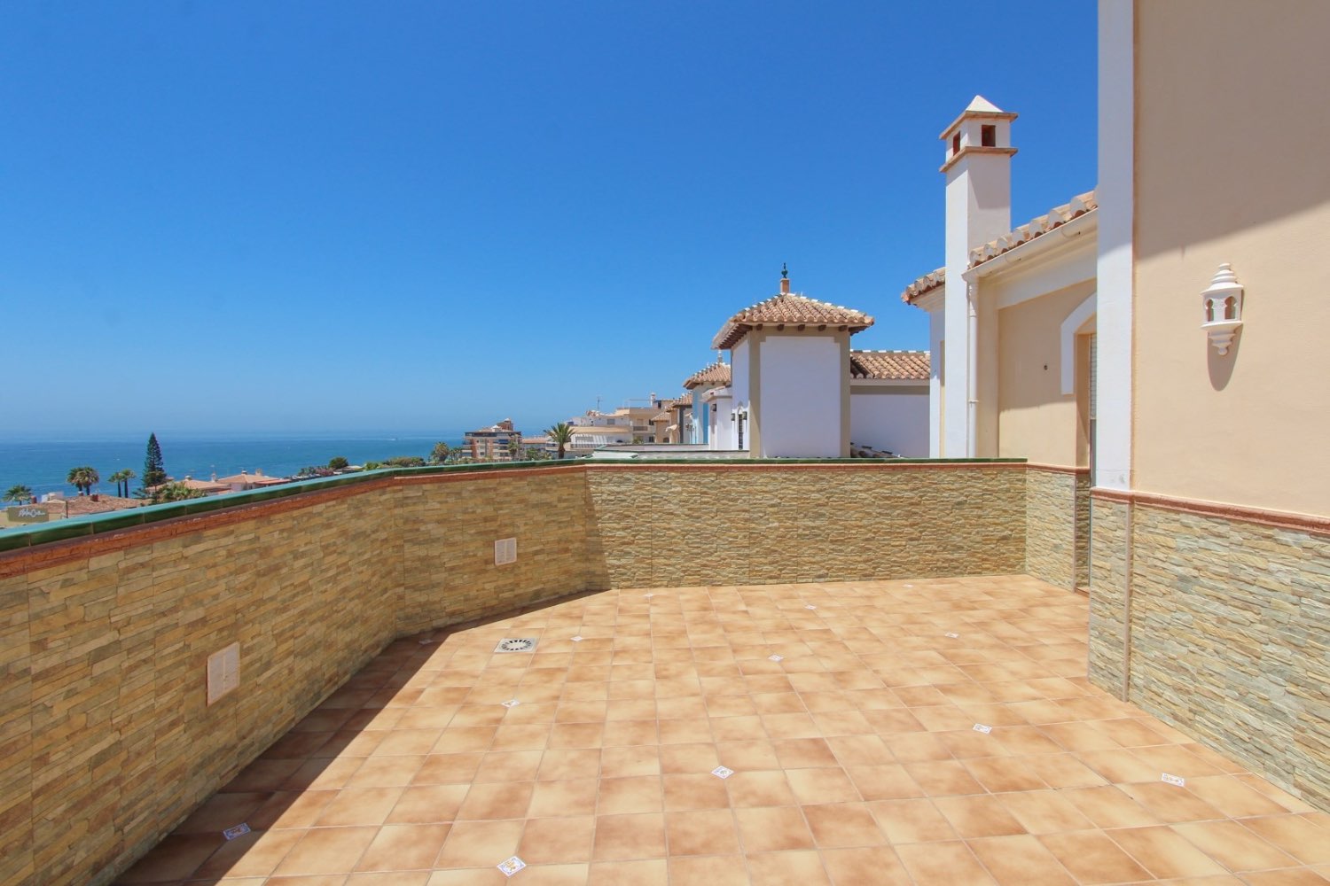 Villa villa individuelle à Las Flores, El Peñoncillo, Torrox-Costa