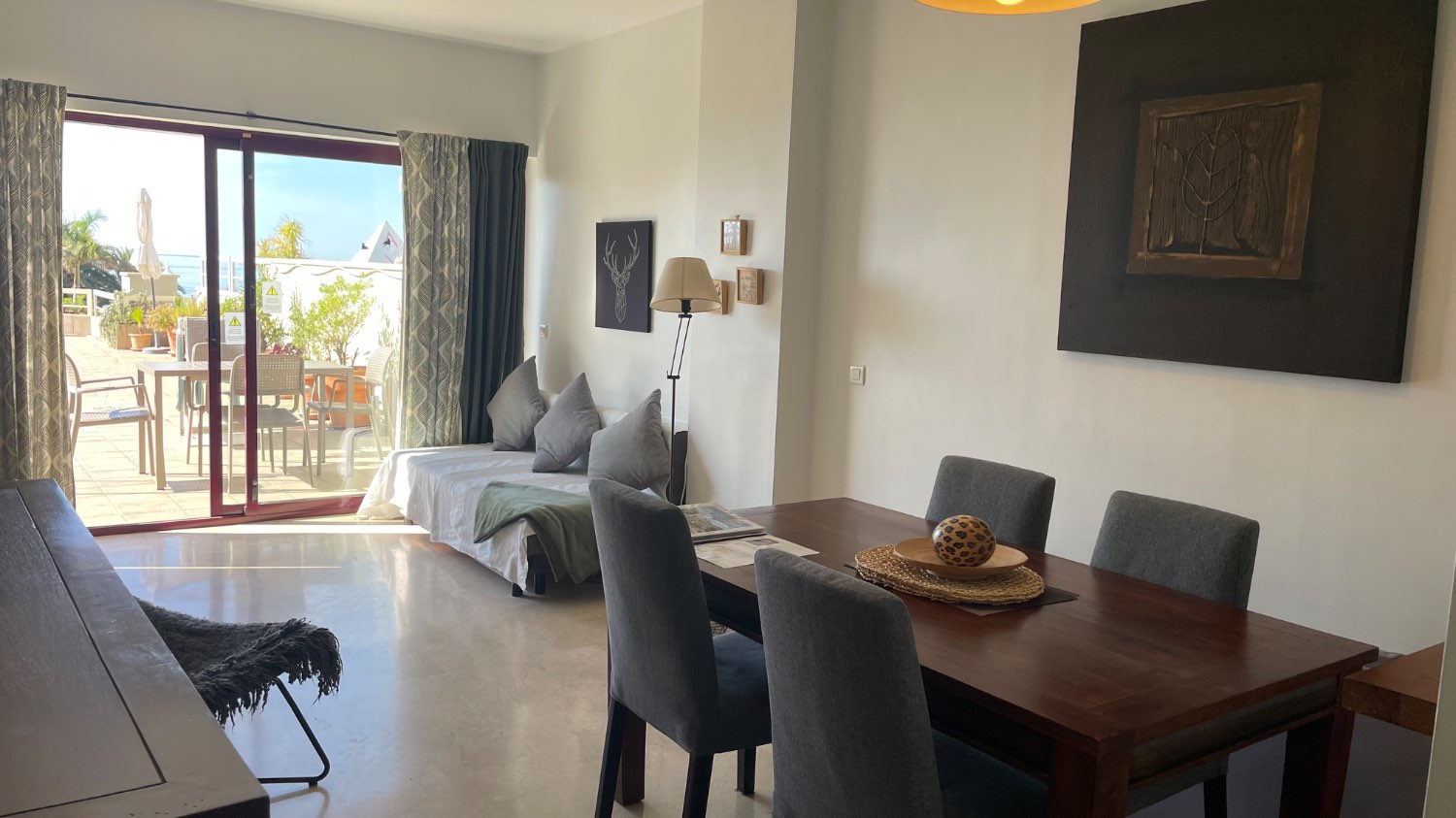 Frontline ground floor apartment of 170m2   Torrox -costa