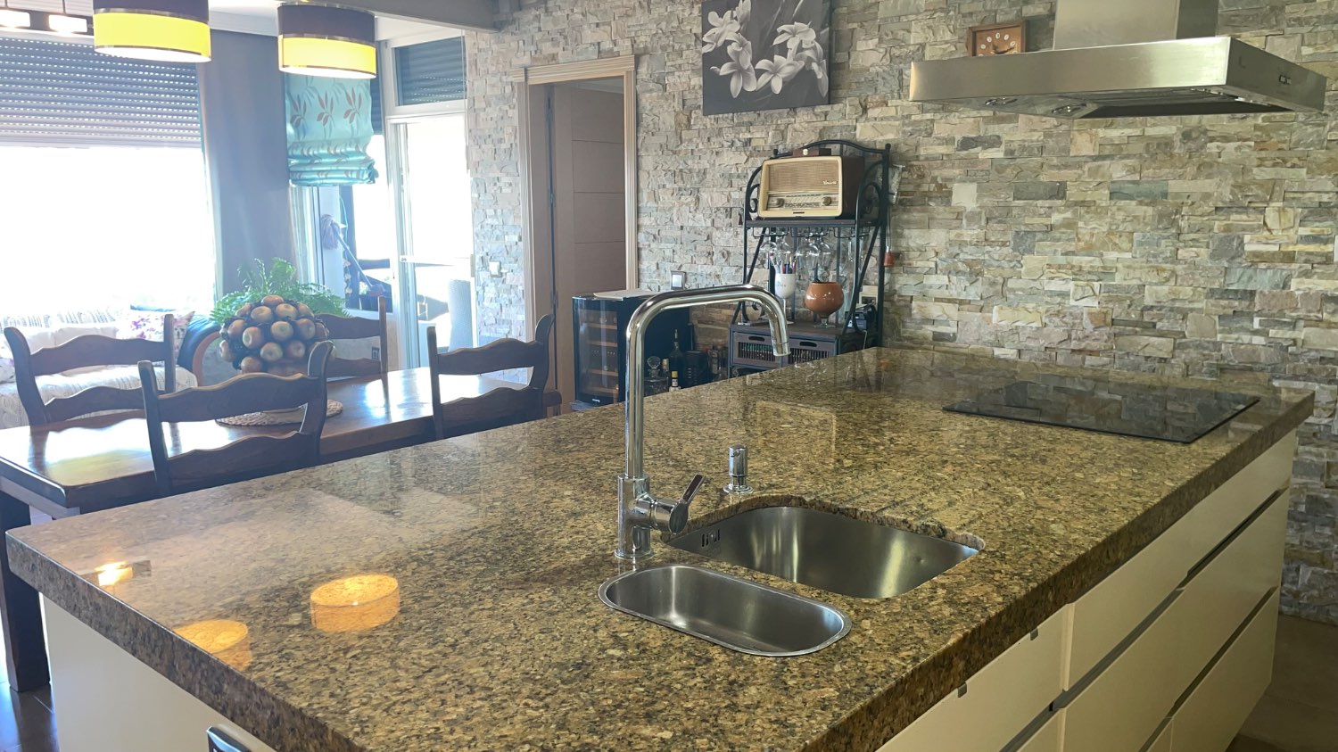 Frontline ground floor apartment of 170m2   Torrox -costa