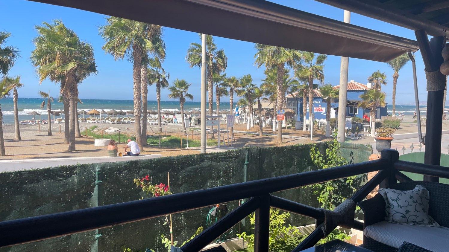 Frontline ground floor apartment of 170m2   Torrox -costa